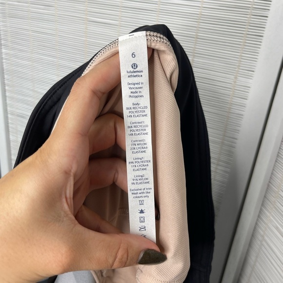 Lululemon Speed Short Which Way Sway Black White Size 6 NWT - Picture 6 of 8